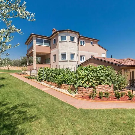 וילה Luxurious Istra Kamen *