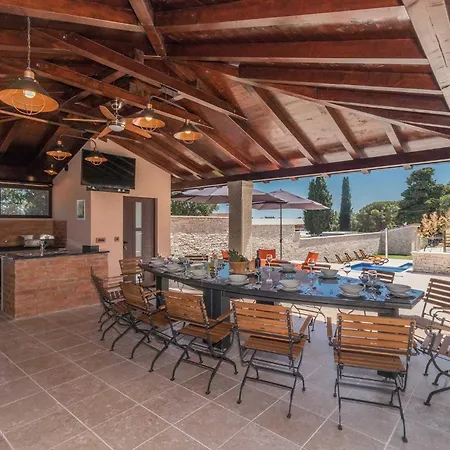 Luxurious Istra Kamen וילה