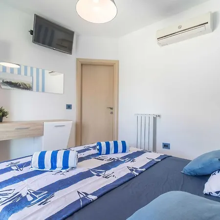וילה Luxurious Istra Kamen פולה