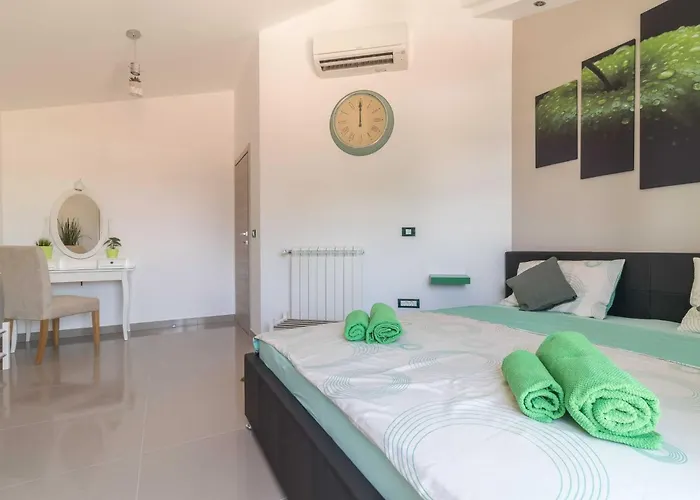 וילה Luxurious Istra Kamen