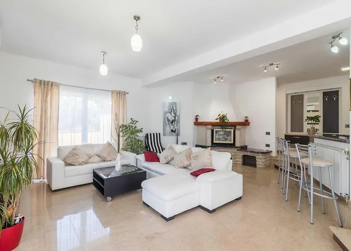 וילה Luxurious Istra Kamen פולה