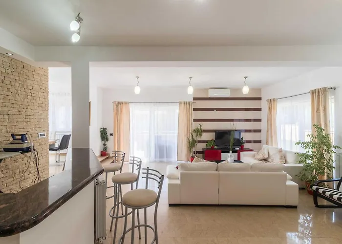 Luxurious Istra Kamen וילה *